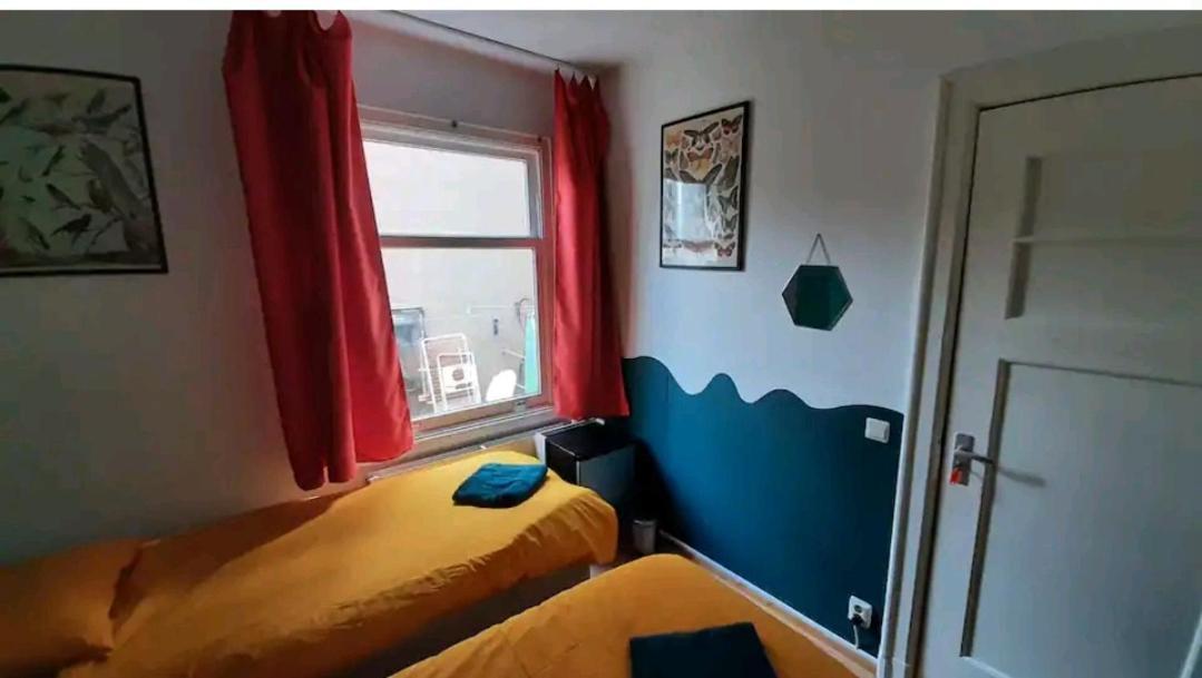 Nicole, Not For Parties, Not A Hotel, Room With Shared Bathroom, No Kitchen Amesterdão Exterior foto